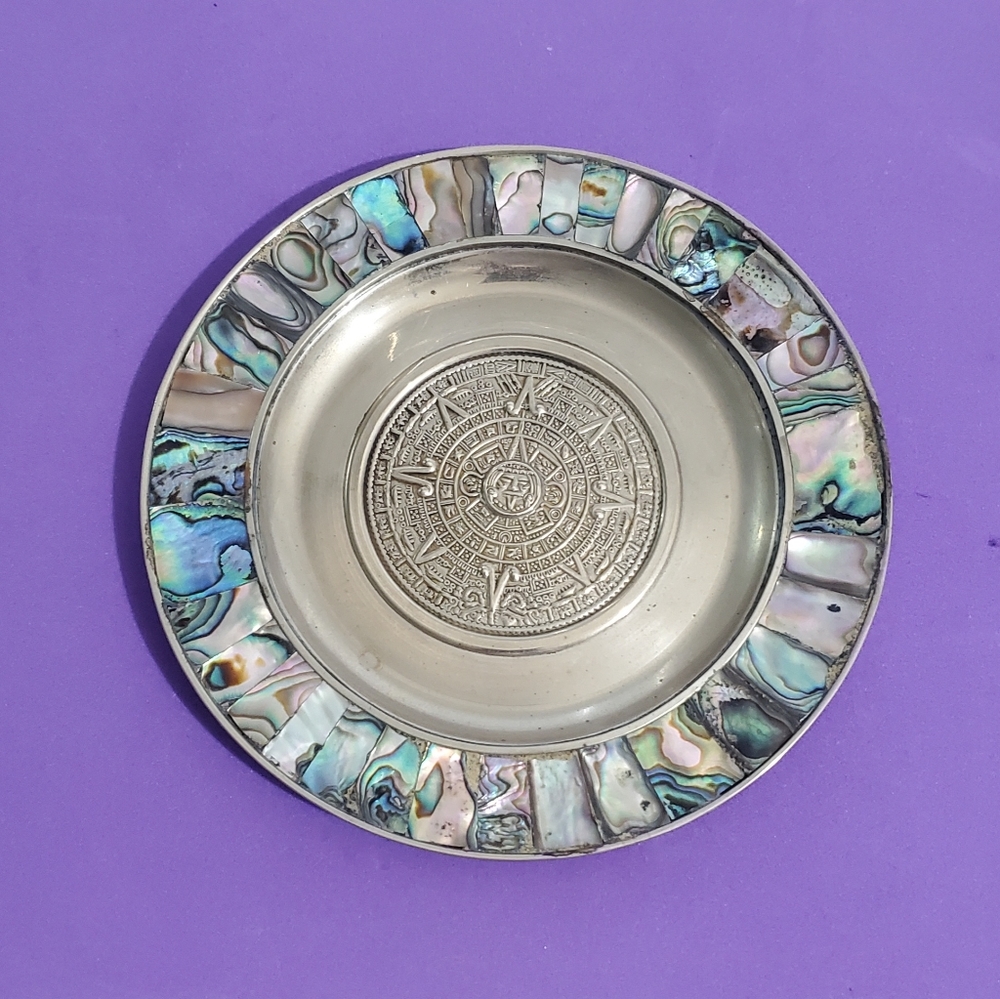Vintage Alpaca Mexico Abalone Aztec Calendar Plate